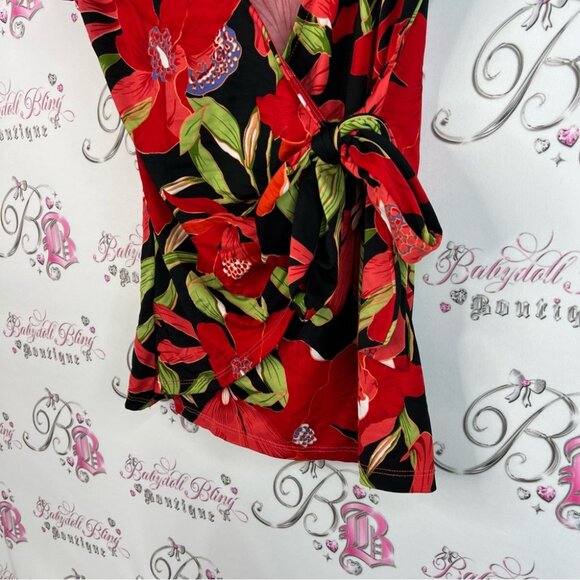 George tshirt tie up y2k flowers tropical Red and Green Floral Wrap Blouse - Picture 3 of 9